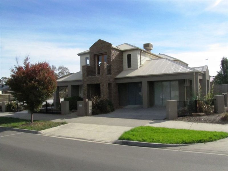 24 Lyndarum Drive, Epping, VIC 3076