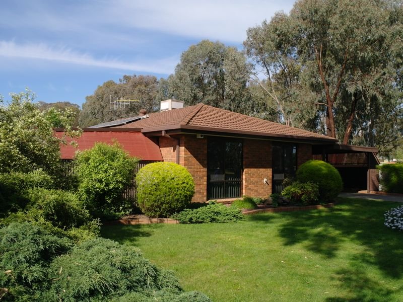 155 Waller Street, Benalla, Vic 3672 Property Details