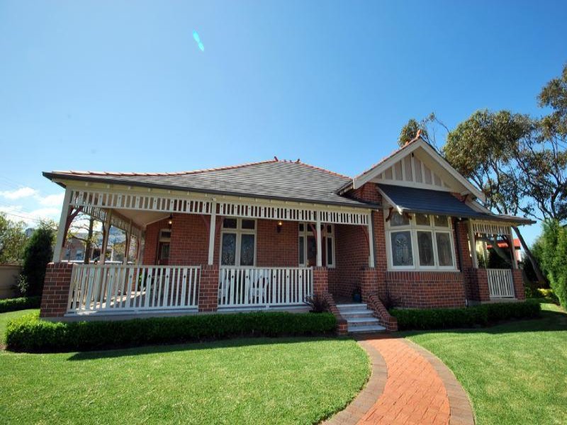 112 Bar Beach Avenue, The Junction, NSW 2291