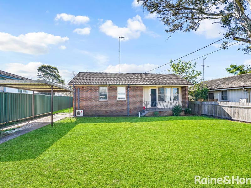 32 Kurrajong Road, North St Marys, NSW 2760