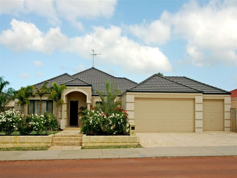 67 Pebble Beach Boulevard, Meadow Springs, WA 6210