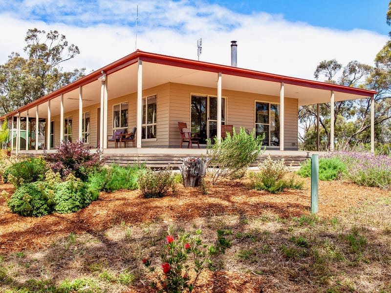 House For Sale Wedderburn Vic at Violet Lane blog