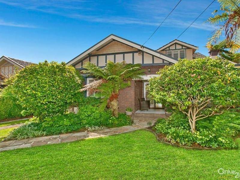 62 Addison Avenue, Roseville, NSW 2069