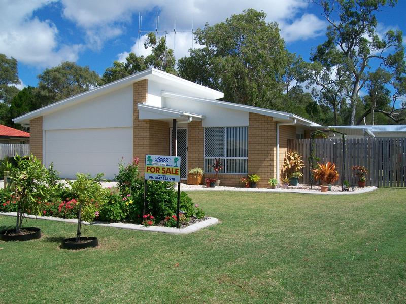 27 Sunny Way, Toogoom, Qld 4655