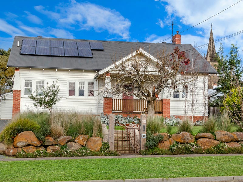 30 Clarke Street Hamilton Vic 3300 Realestate Com Au