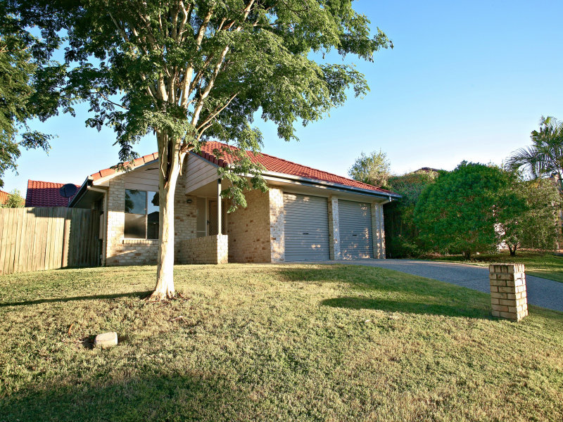 16 Derwent Place, Riverhills, QLD 4074