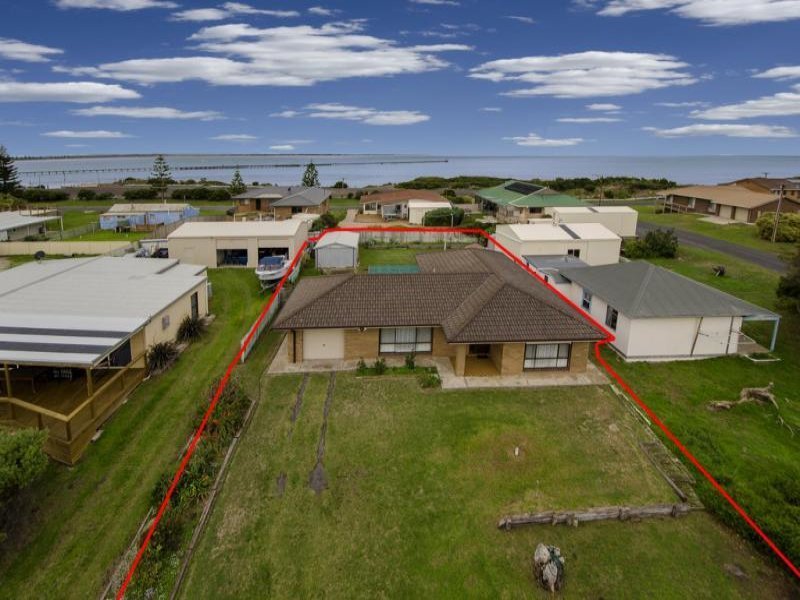 33 Foster Street, Beachport, SA 5280