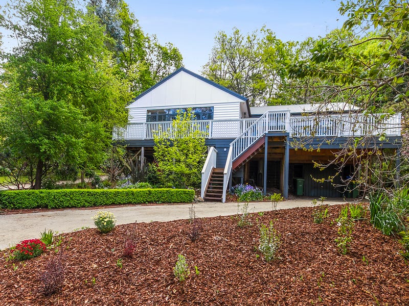 8 Elm Crescent, Emerald, Vic 3782 Property Details