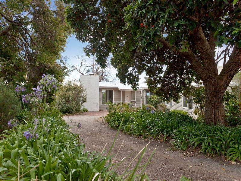 10 Glenisla Drive, Mount Martha, VIC 3934