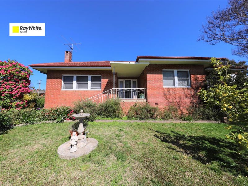 75 Simpson Street, Tumut, NSW 2720 Property Details