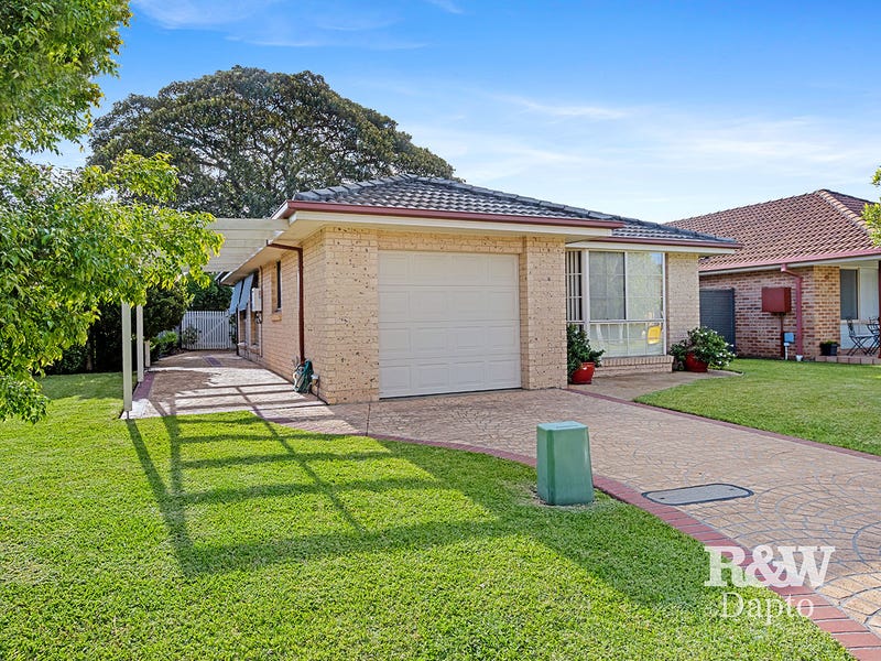 35 Sanderson Road, Kanahooka, NSW 2530 Property Details