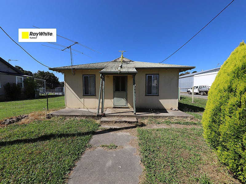 100 Tumut Street, Adelong, NSW 2729 Property Details