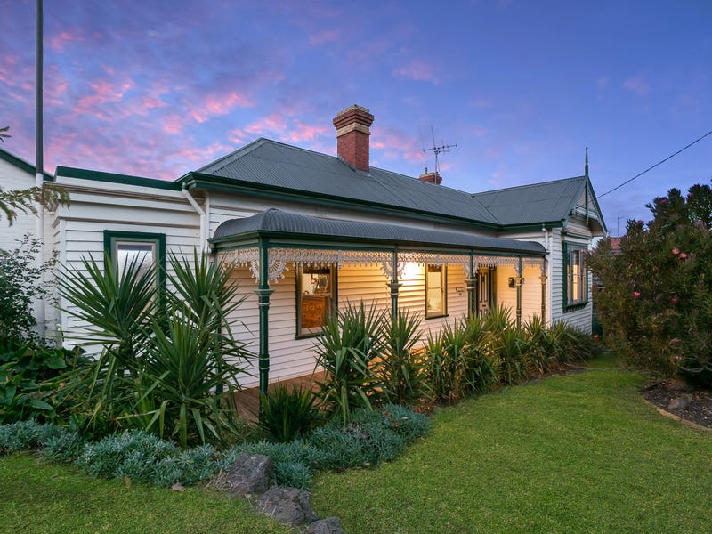 36 Wade Street, Golden Square, VIC 3555