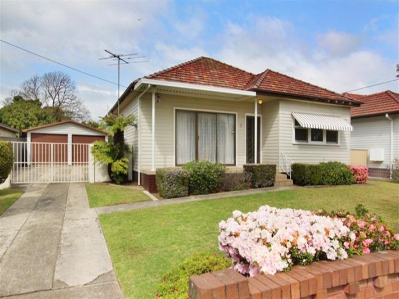 5 WINDSOR Road, Padstow, NSW 2211 Property Details