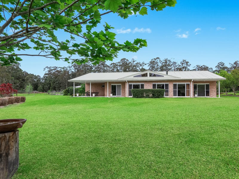 52 Berowra Place, King Creek, NSW 2446
