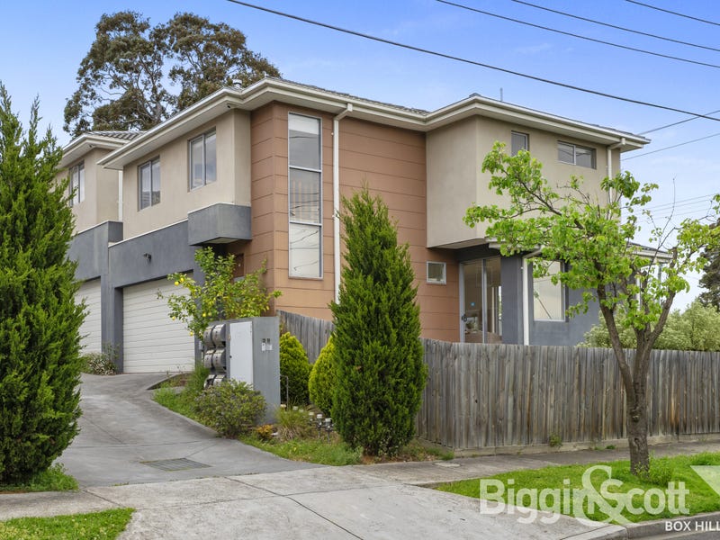 Real Estate & Property for Auction in Clayton, VIC 3168 (+3 locations