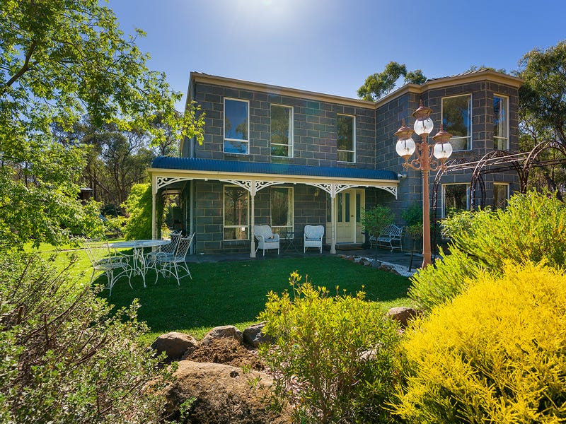 10 Sawmill Road, Mckenzie Hill, VIC 3451