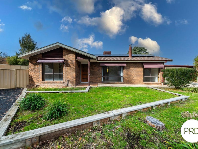 4 Markell Place, Latham, ACT 2615 Property Details