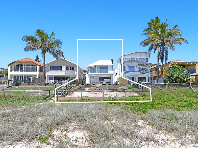 249 Jefferson Lane, Palm Beach, QLD 4221