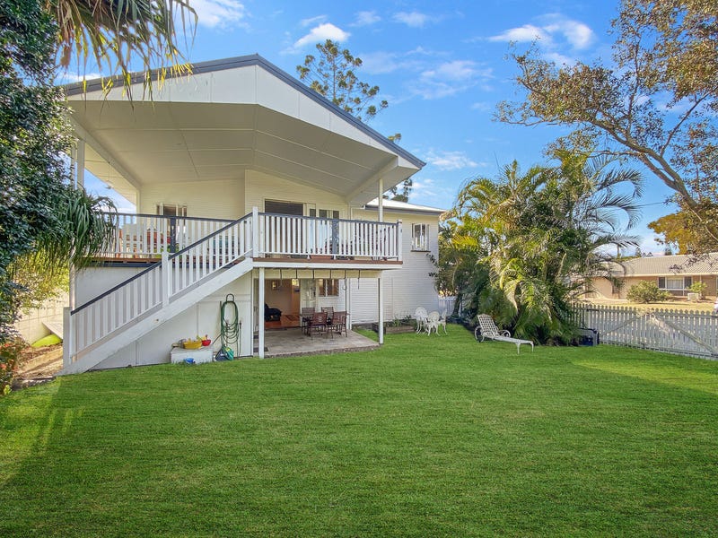 49 Taylor Avenue, Golden Beach, QLD 4551
