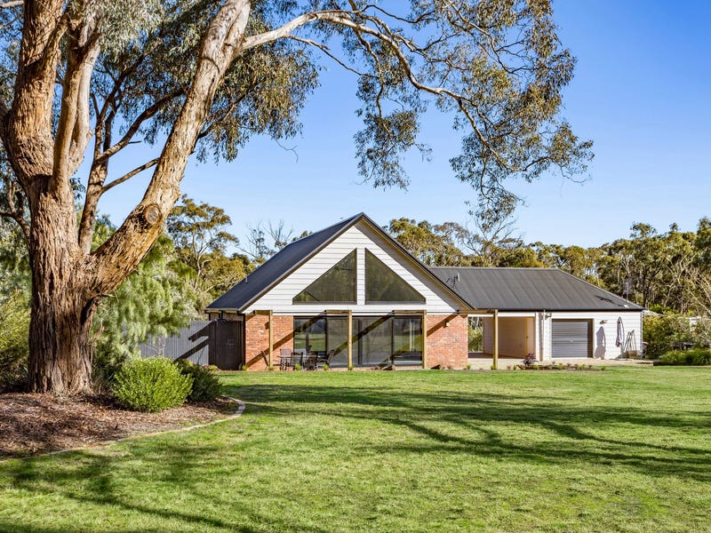 48 Wedge Court, Vic 3444 Property Details