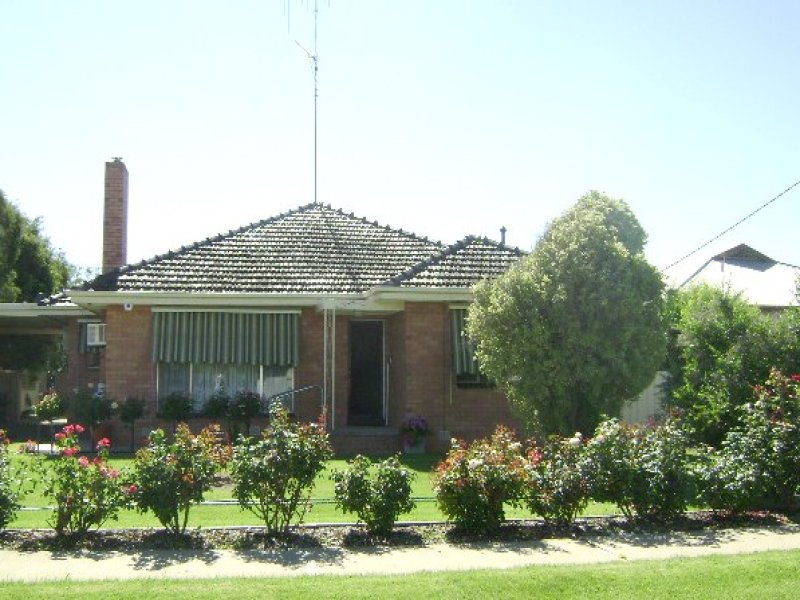 43 Lyall Avenue, Kerang, VIC 3579