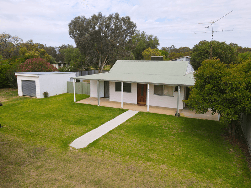 33 Brundah Street, Grenfell, NSW 2810 House for Sale