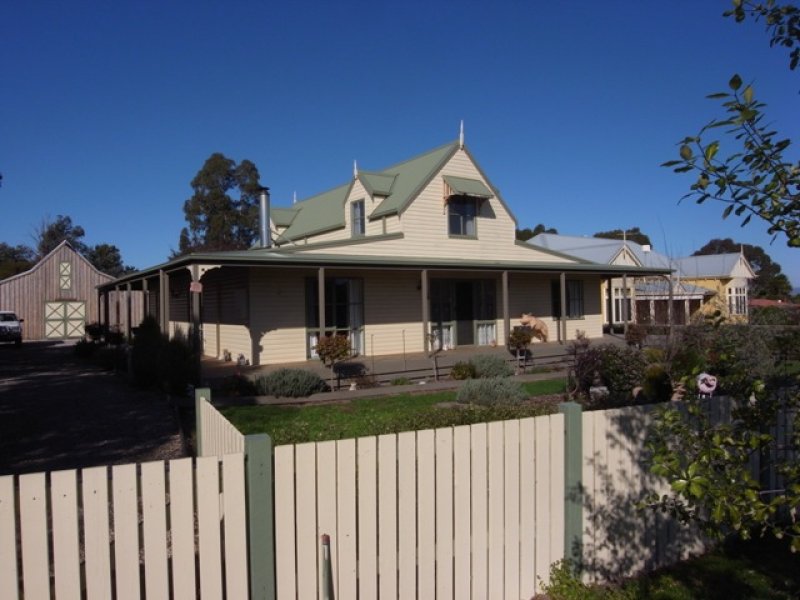 3 School Road, Willow Grove, VIC 3825