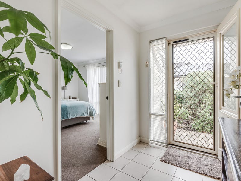 6/130 Ladywell Street, Beckenham, WA 6107 Property Details