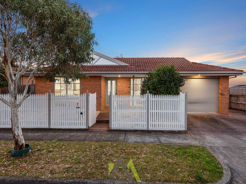 1 The Rise, Frankston, Vic 3199 House for Sale