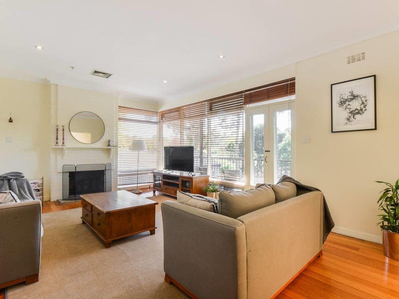 2/1027 Riversdale Road, Surrey Hills, VIC 3127
