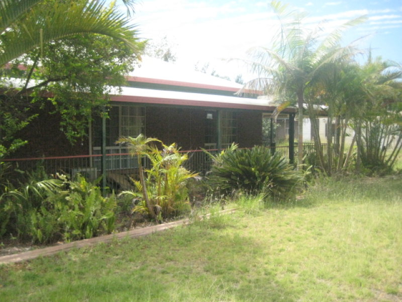 36 Mica Creek Road, Mica Creek, QLD 4825