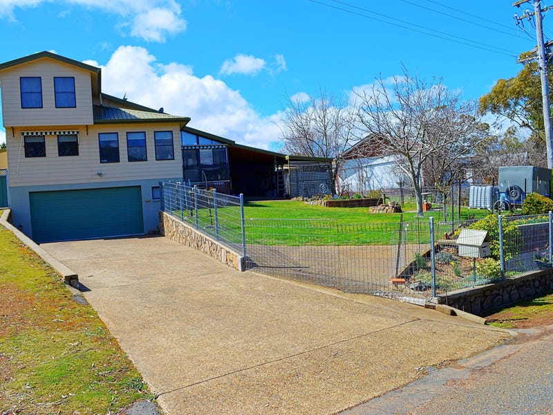 10 Peninsula Road, Anglers Reach, NSW 2629