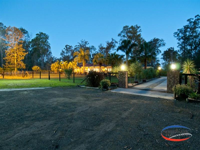 134 Thompson Road, Greenbank, Qld 4124 Property Details