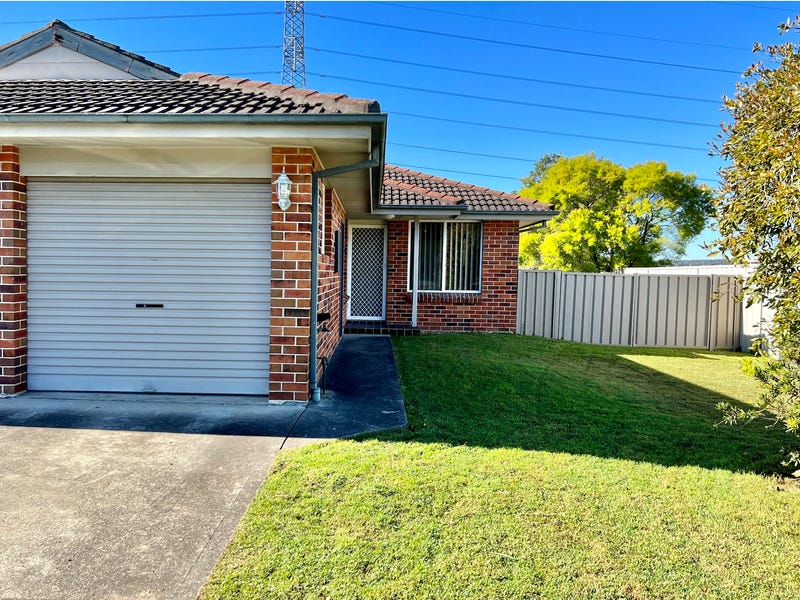 2/41 Archer Cres, Maryland, NSW 2287