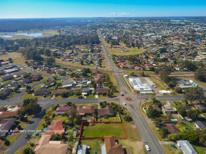 93 Bushland Drive, Taree, NSW 2430