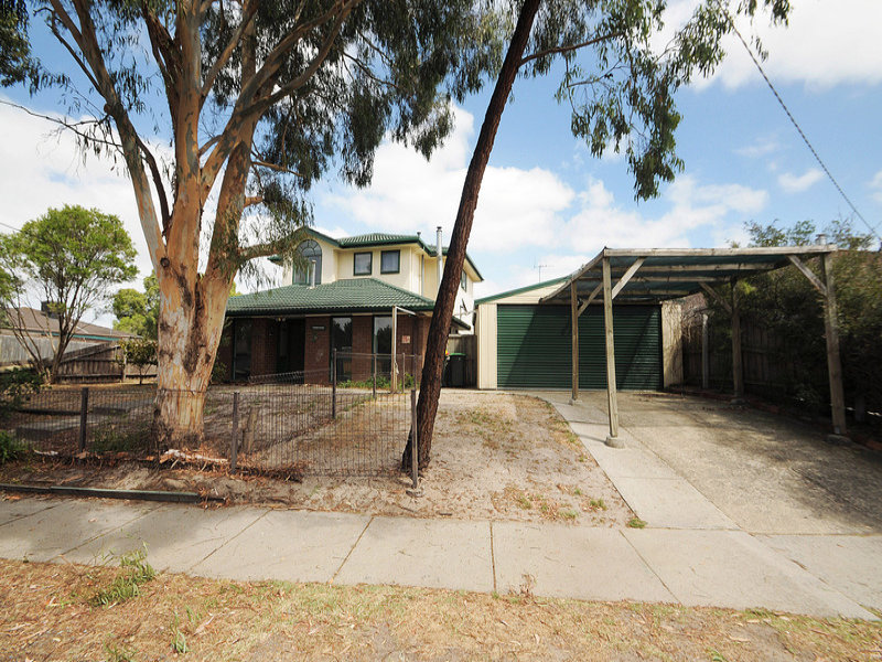 21 Dorchester Cres Carrum Downs Vic 3201