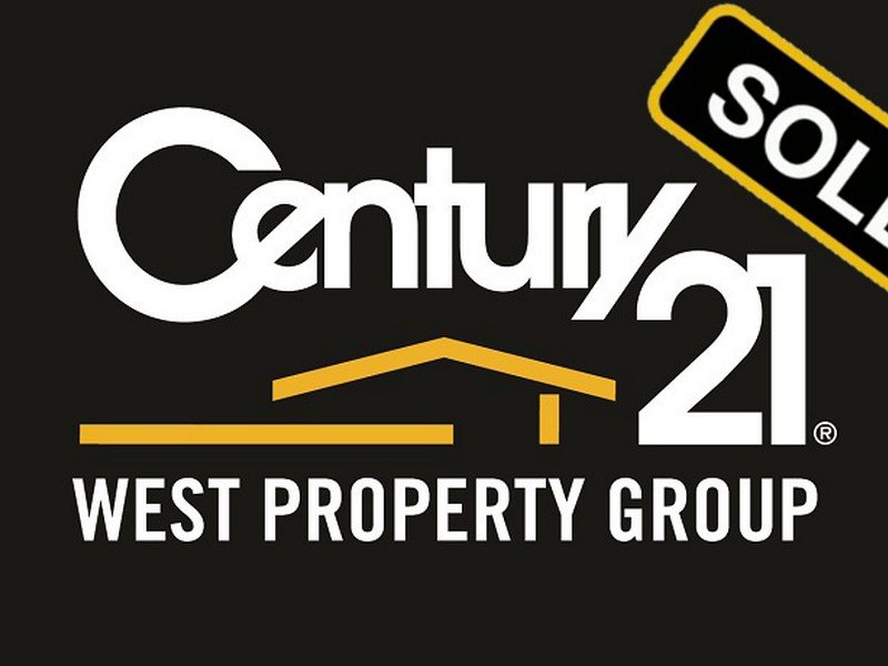 1 Tipuana Place, Cashmere, Qld 4500 Property Details