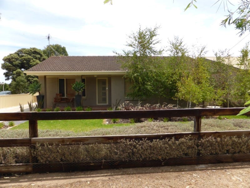 51 Sixth Street, Wool Bay, SA 5575