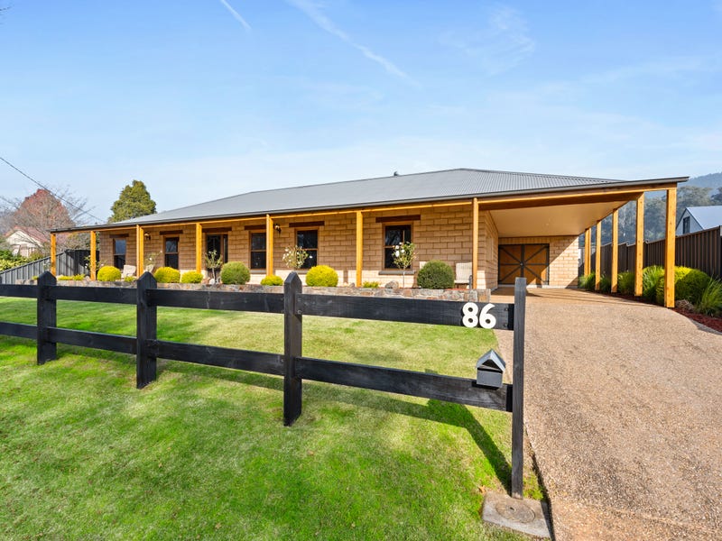 86 Coronation Avenue, Bright, Vic 3741 House for Sale
