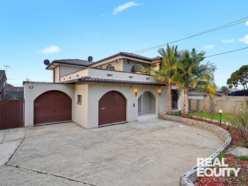 6 Kalana Close, Moorebank, NSW 2170