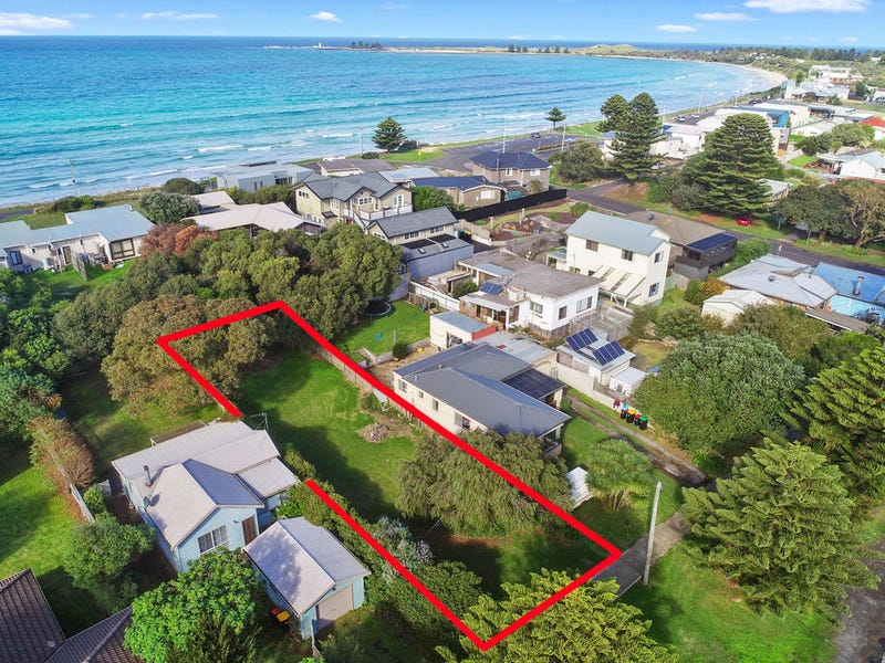 154 Griffiths Street, Port Fairy, VIC 3284 154 Griffiths Street, Port Fairy, VIC 3284