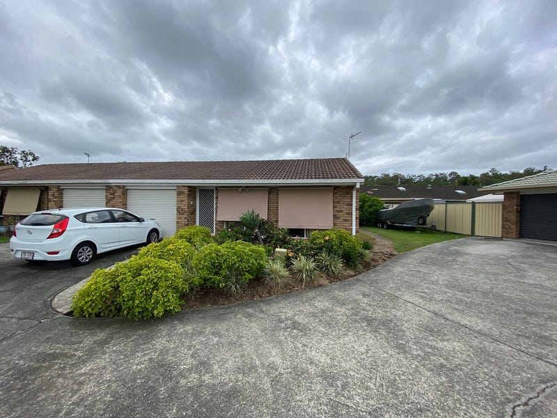 Villas for Sale in Helensvale, QLD 4212