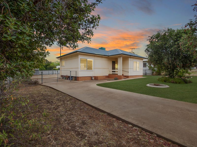 28 Curtin Street, Griffith, NSW 2680 Property Details