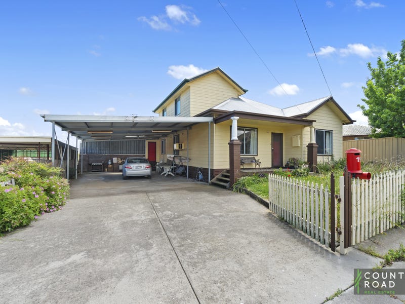 19 Mcadam St, Maffra, Vic 3860 Property Details