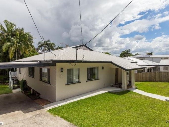 31 Lewis Street, Camp Hill, QLD 4152