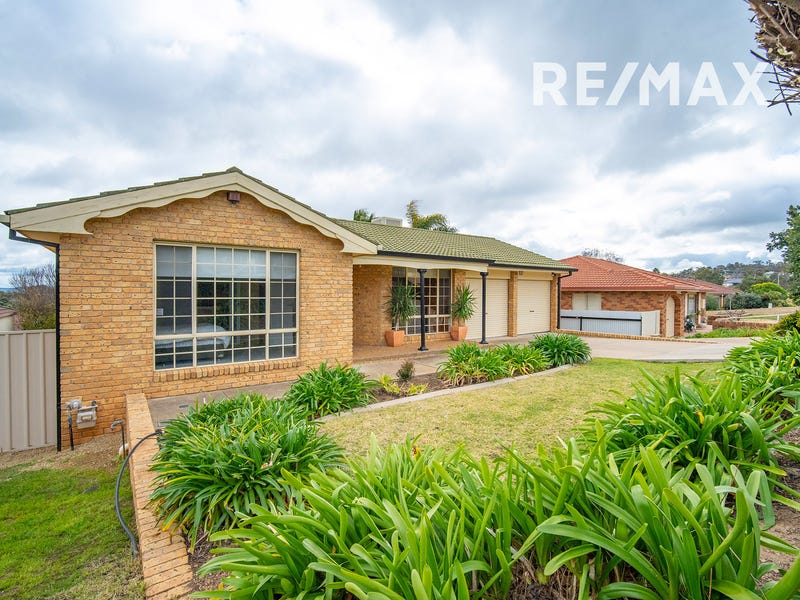 27 Brooklyn Drive, Bourkelands, NSW 2650