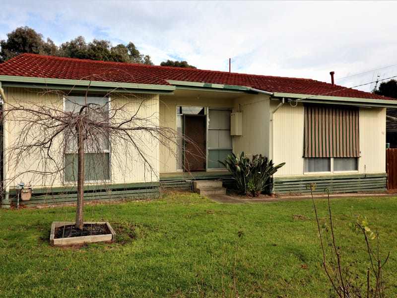 13 Howe St, Seymour, Vic 3660 Property Details