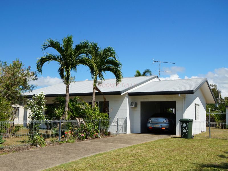 7 Casuarina Street, Tully Heads, QLD 4854