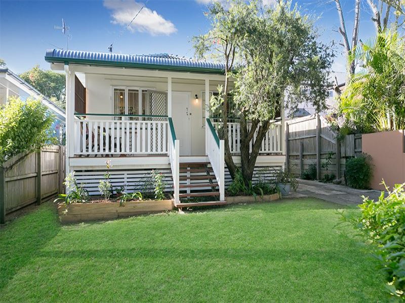 38 Wallace Street, Moorooka, Qld 4105 Property Details